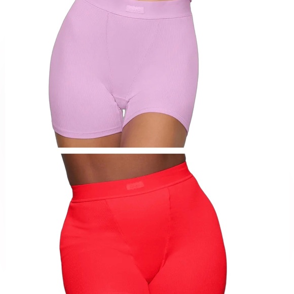 SOLD❗️❗️❗️- SKIMS BUNDLE: SIZE SMALL SOFT LOUNGE BOXER & COTTON RIB BOXER - Picture 2 of 10